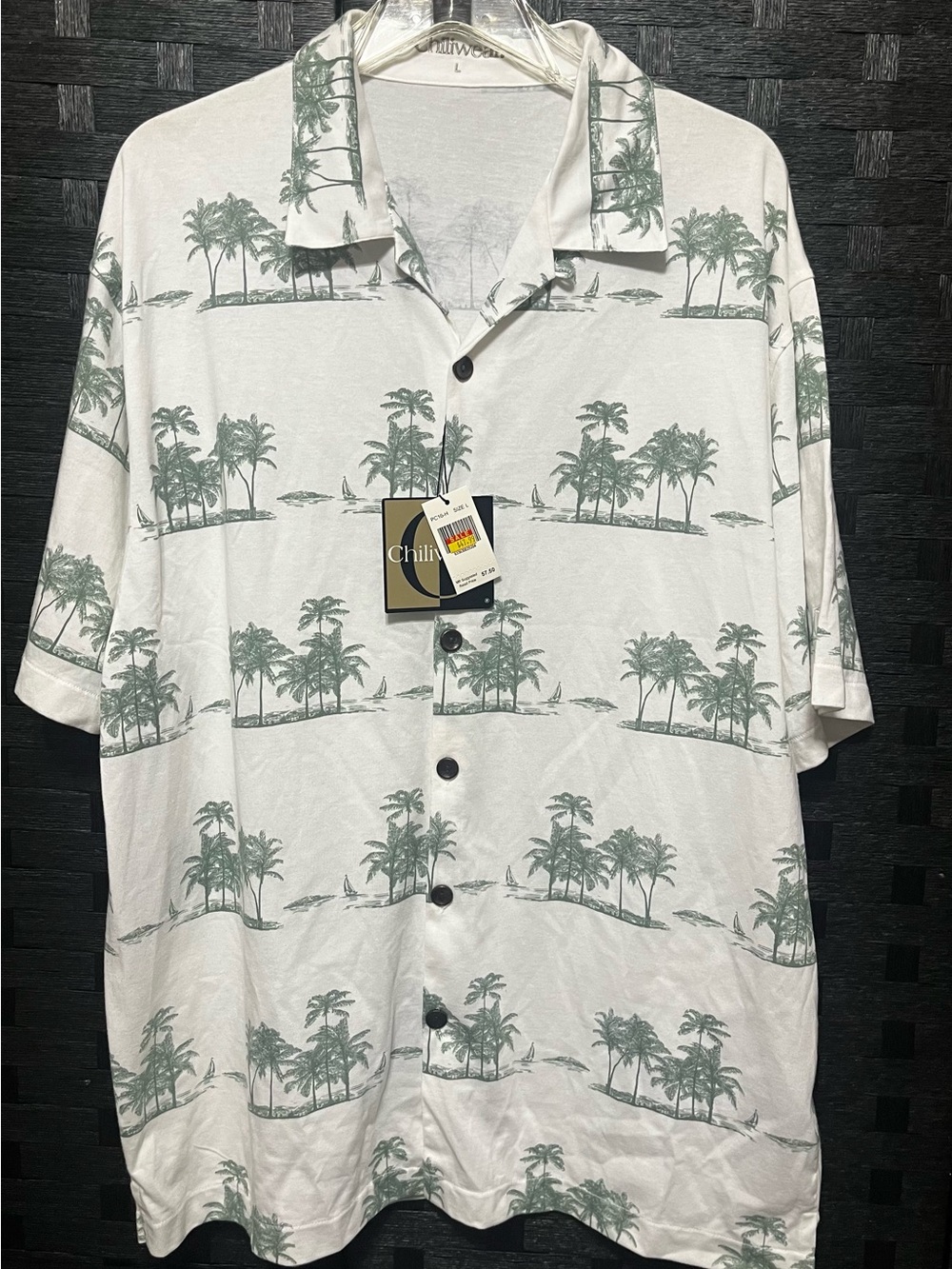 Chiliwear White Button-up Golf Shirt with Green Palm Tree Scene Print Large NWT